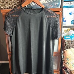 SHEIN woman top size  extra large.